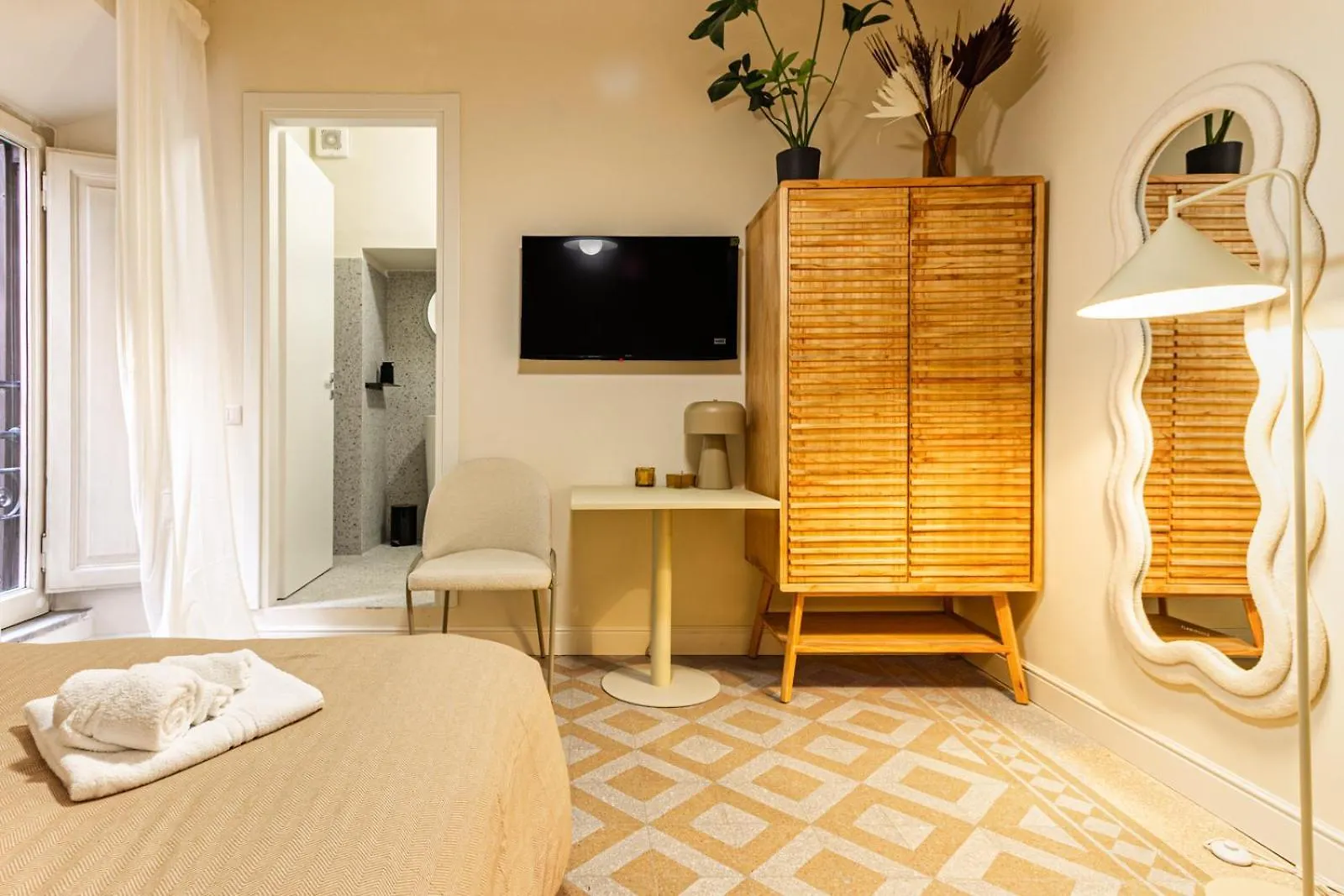 Guest house Domusfebo Sangiovannisuites Rome